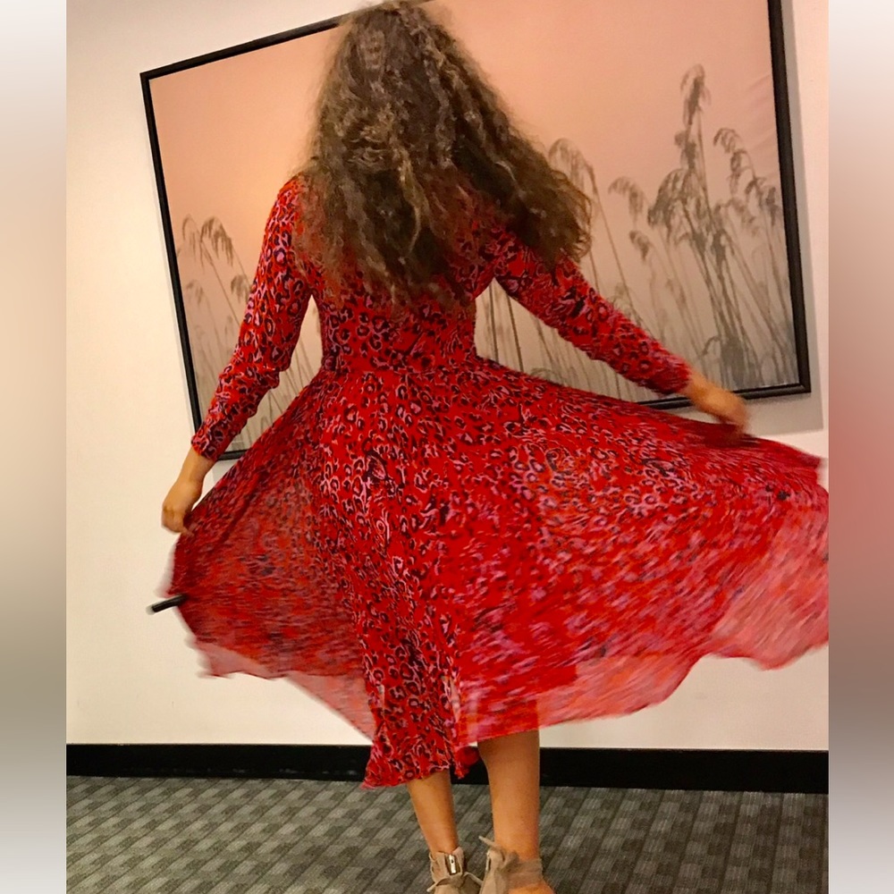 WHISTLES RED LEOPARD PRINT PLEAT DRESS